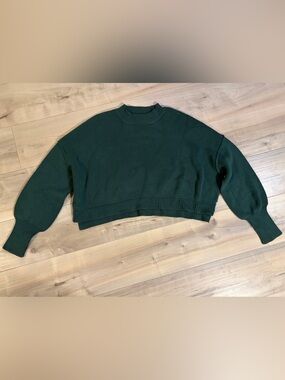 Free People Dark Green Ribbed Cropped Crew Sweater
